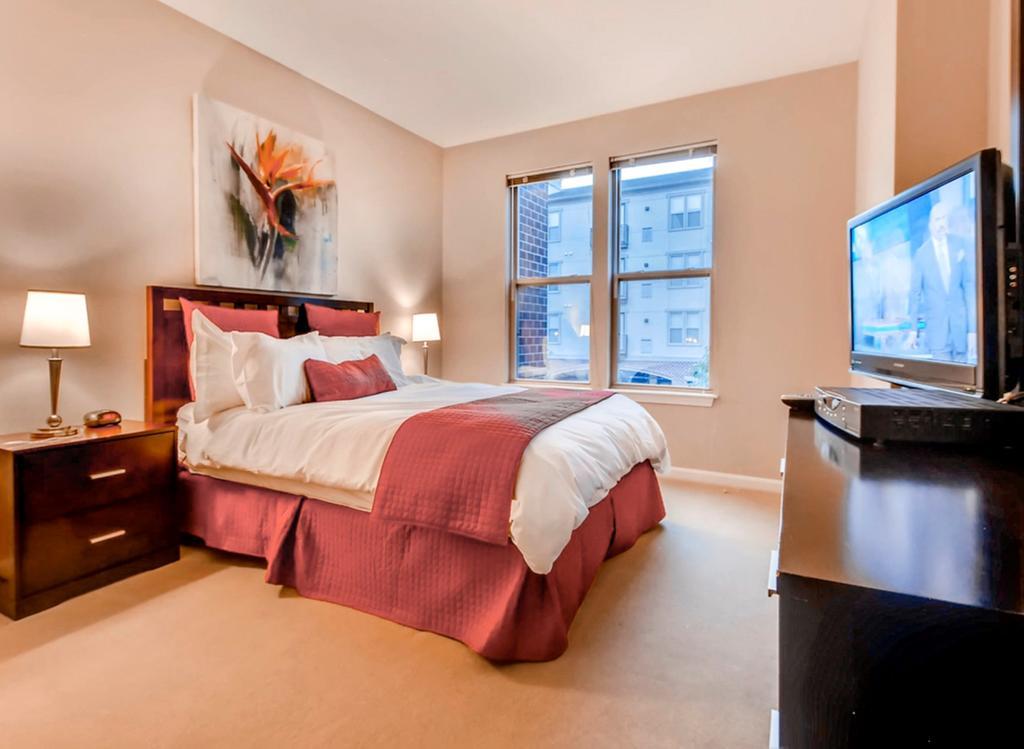 Bluebird Suites In Downtown Providence Dış mekan fotoğraf